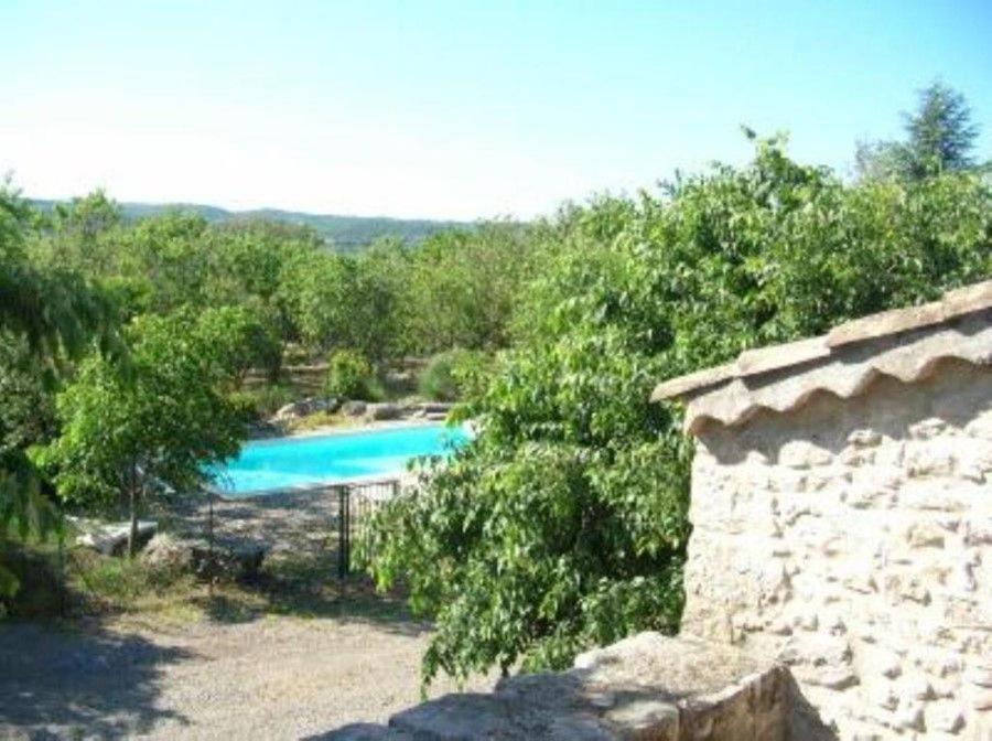 Roulottes Et Cabanes De Saint Cerice Воґ Екстер'єр фото